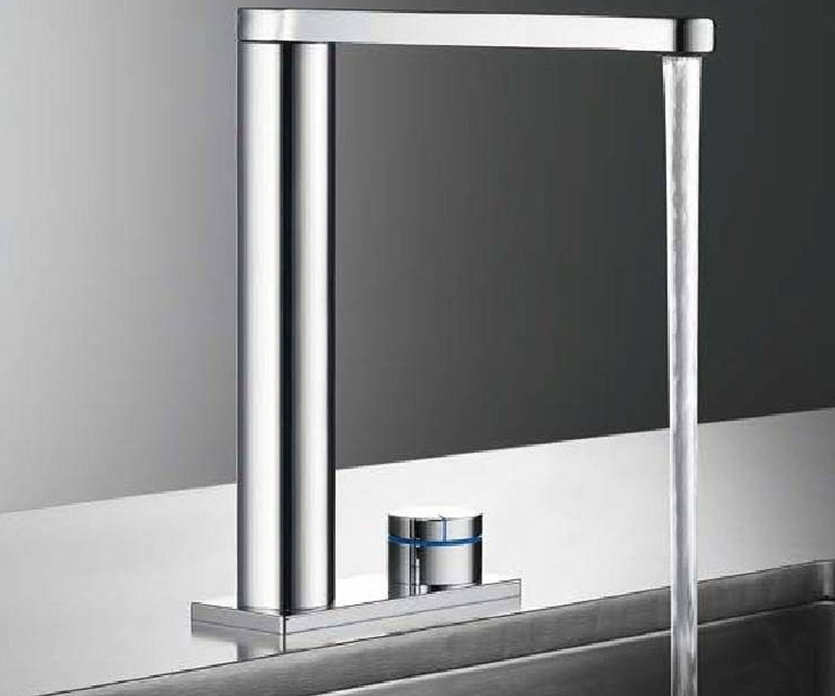 Смеситель электронный  ONO TOUCH LIGHT PRO 115.0308.219:Фото 2