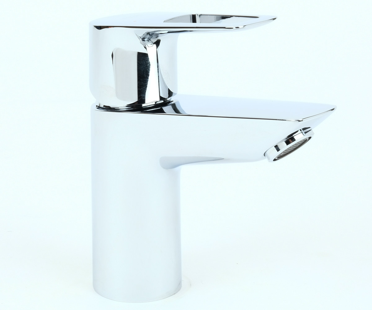 Змішувач для умивальника GROHE BAU LOOP NEW 23337001 23337001