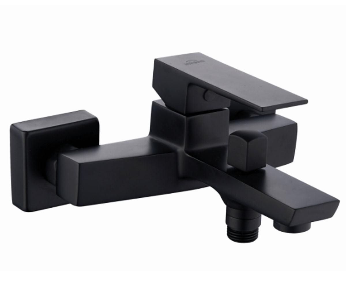 Змішувач для ванни INVENA PAROS BW-09-004 BW-09-004