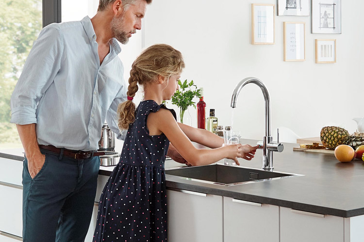 Змішувач з функцією очищення води GROHE EUROSMART BLUE PURE 31722000
